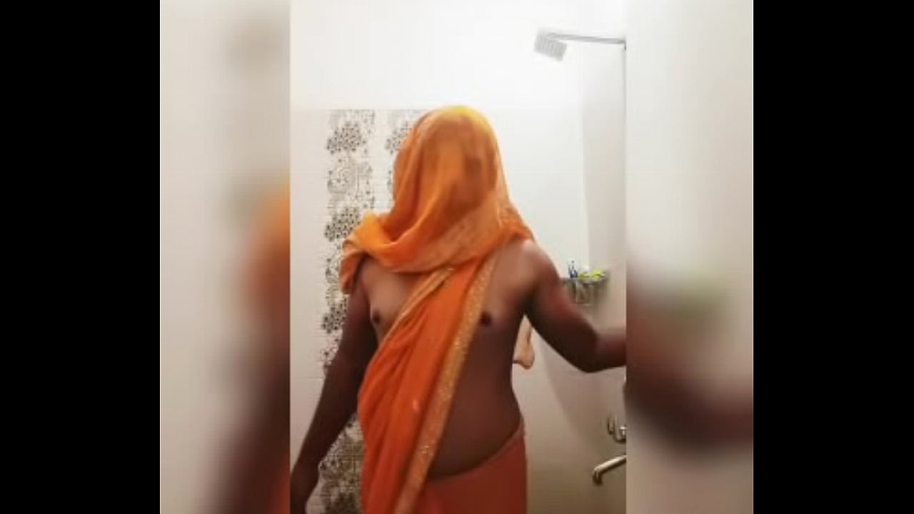 Hot sissy show loves wearing saree