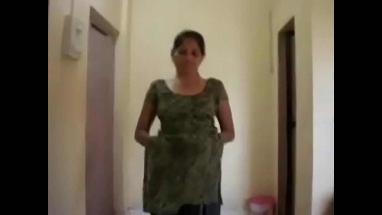 Horny indian aunty