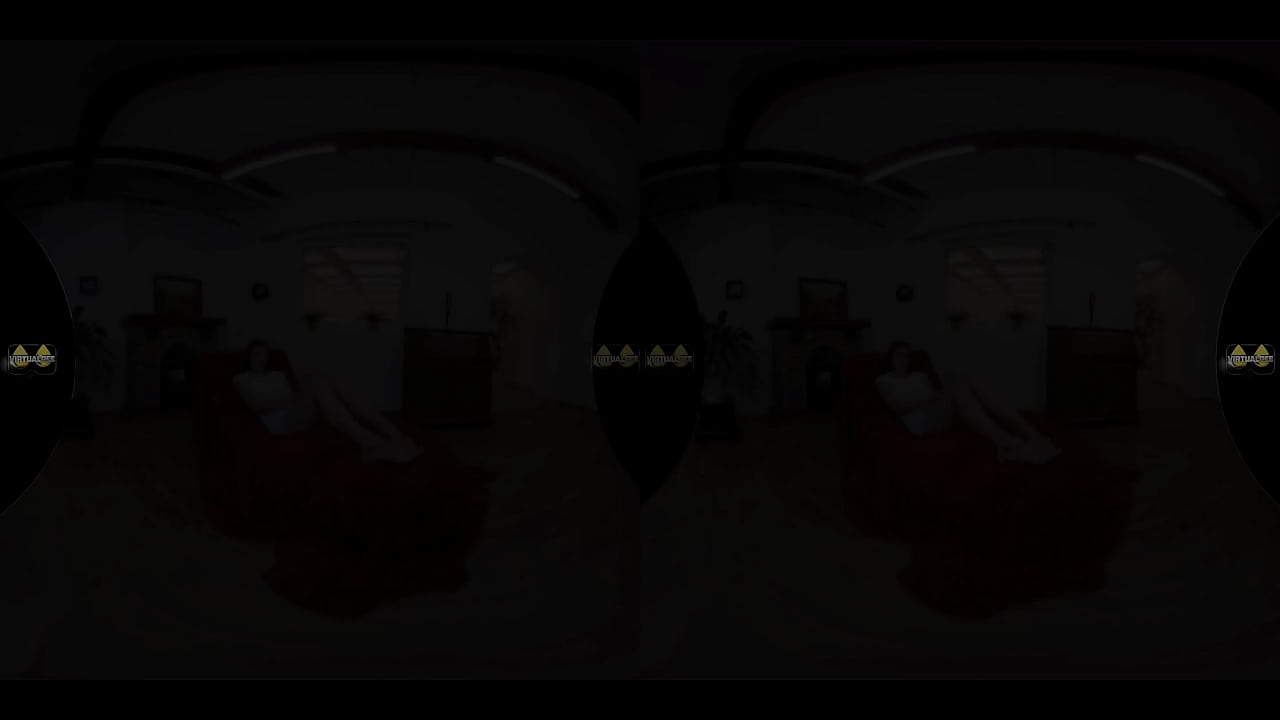 Pee Pussy Teasing and Pee Play in VR