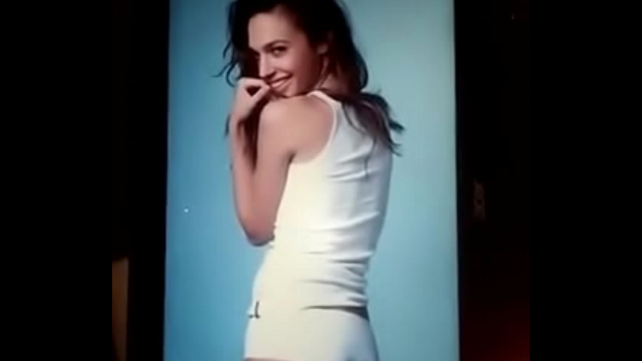 Tribute Cum Gal Gadot