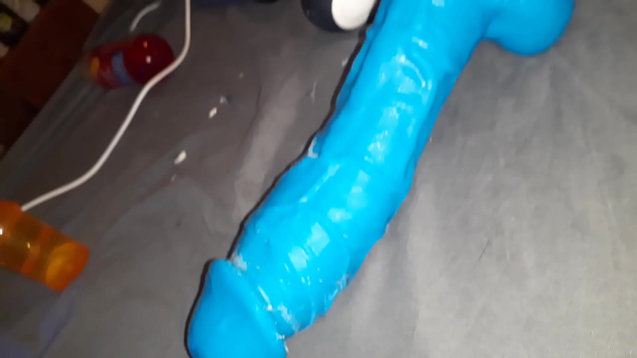 Big fat shaved pussy gets dicked by large blue dildo