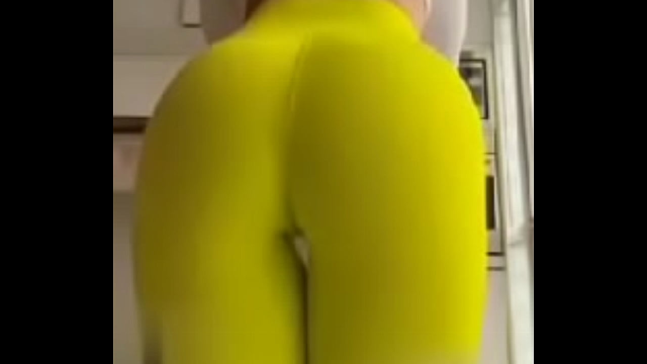 Sexy butt in pants