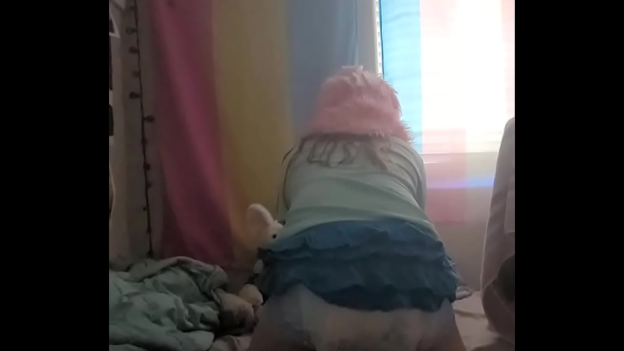 Trans fursuiter pisses in her nappy