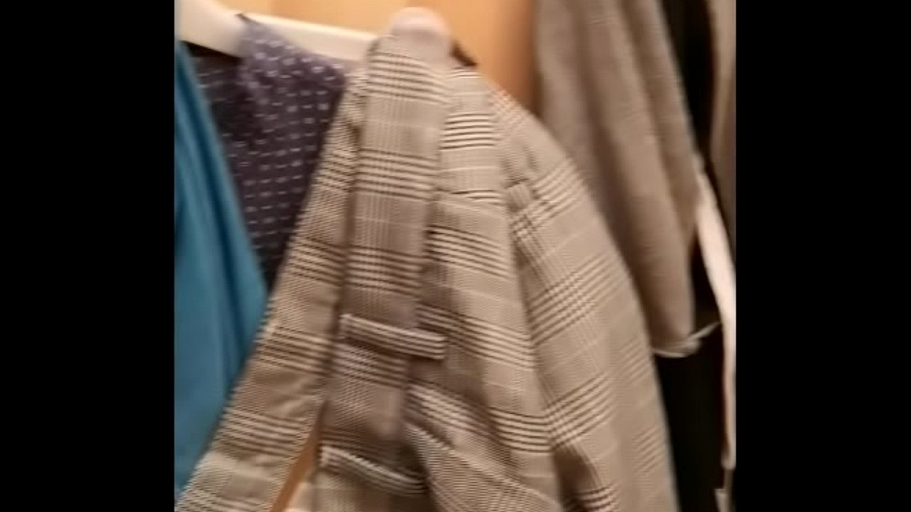 Strong fitting room