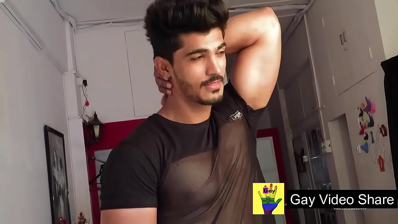 INDIAN HOT MALE