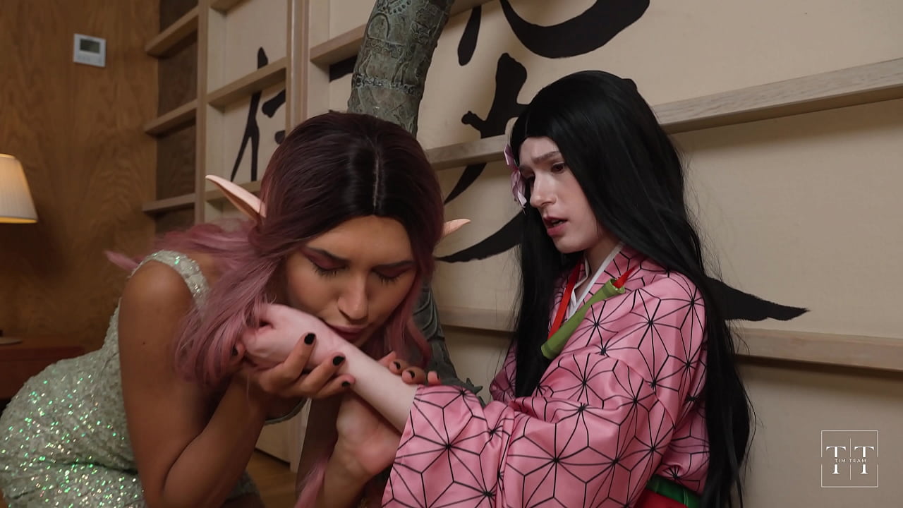 Cute pixie lesbian playing scissor with a Nezuko Kamado. Demon slayer.