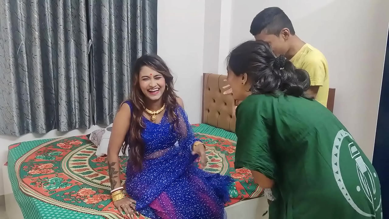 Amateur Group Desi Sex With Two Girls Fucking A Skinny Boy In Indian FFM Threesome