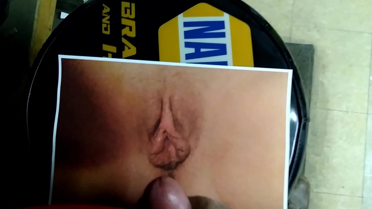 Cum on a nice pussy