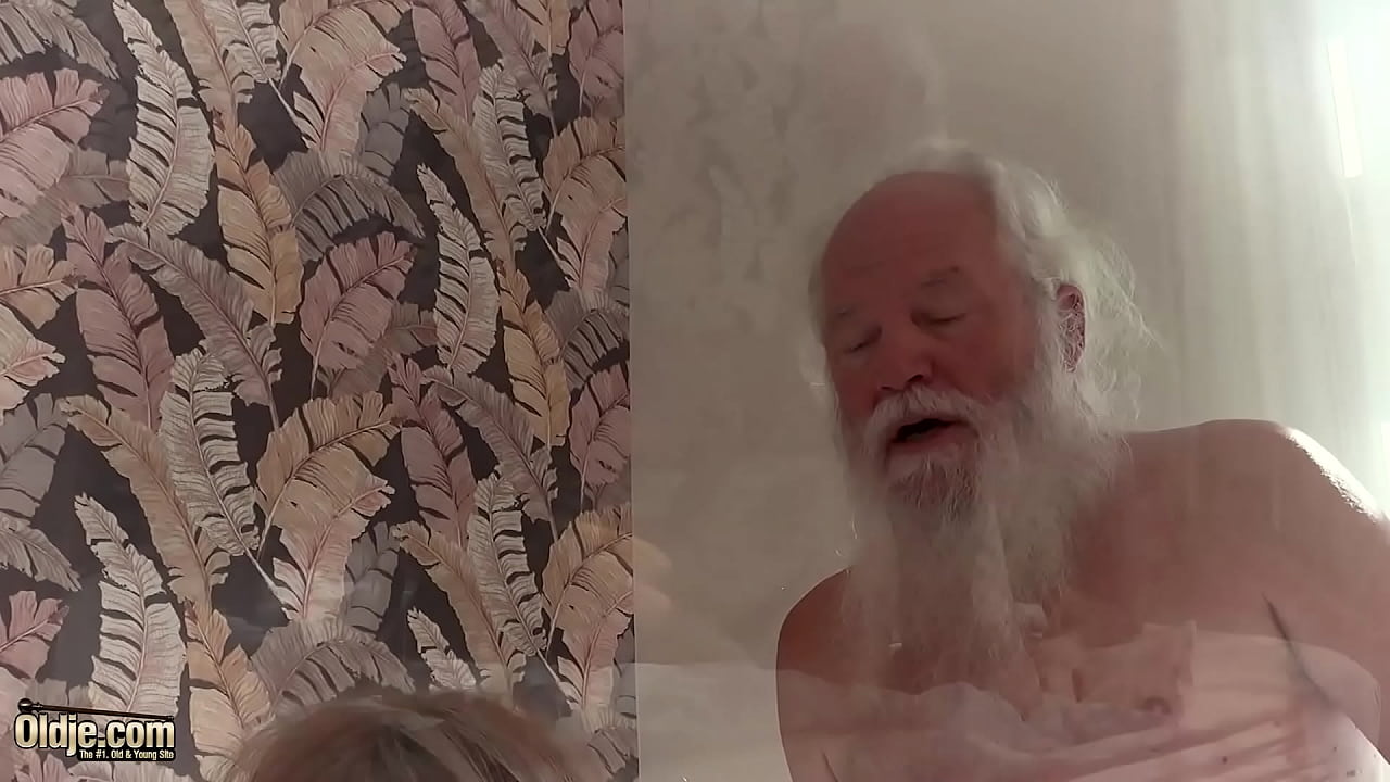 Hot teenie has sex with old man with white beard