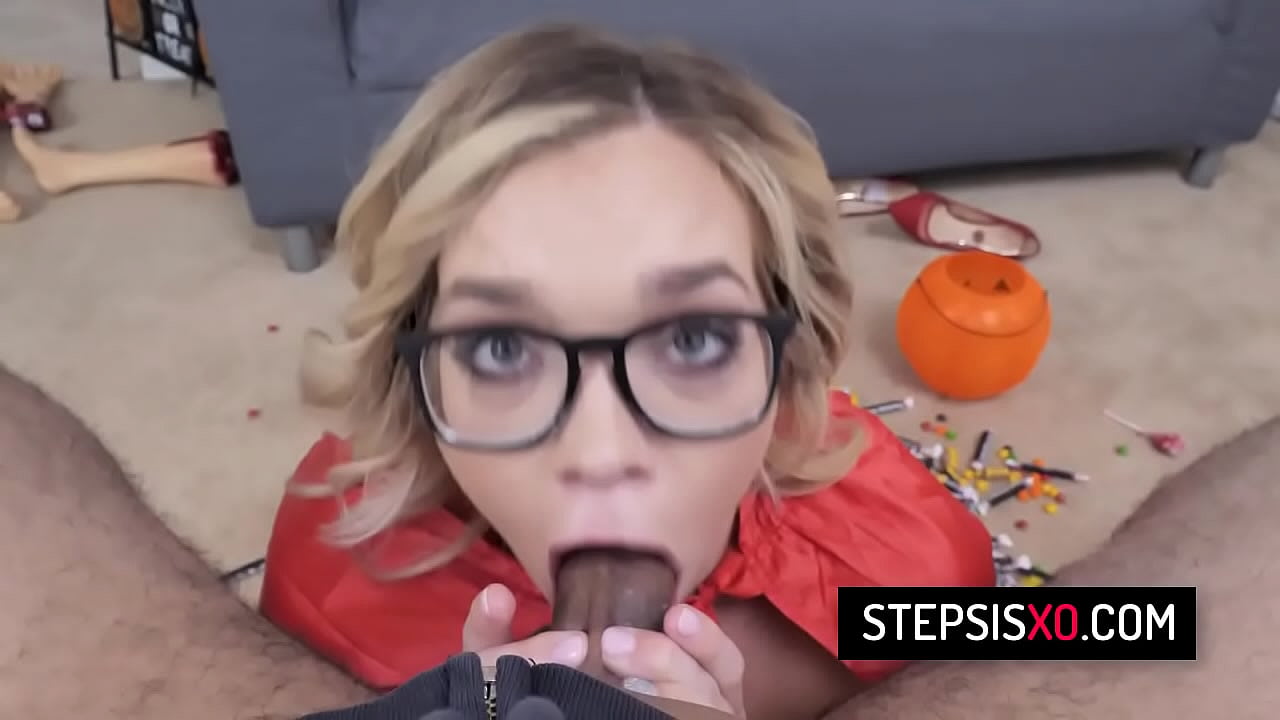 Horny teen stepsis wants her stepbrother's cock instead of candy for Halloween