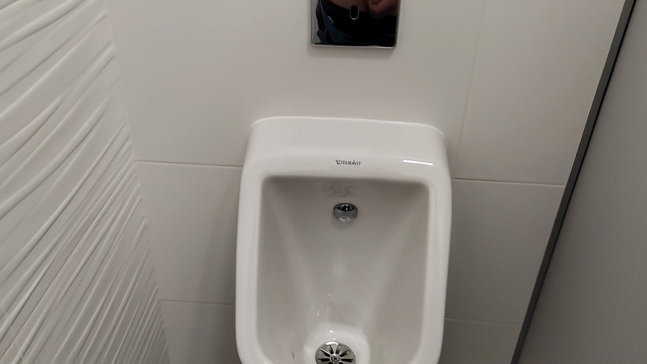 Jerk off my penis at office toilet and cum