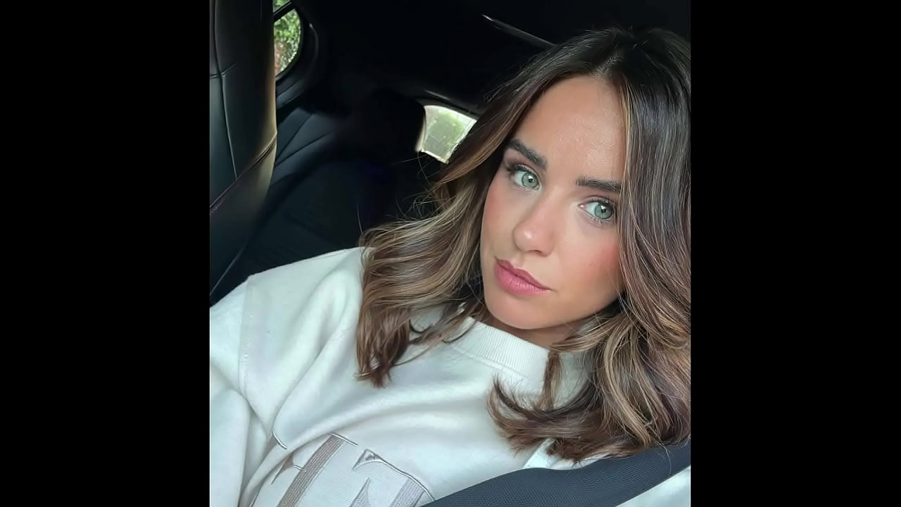 British Actress Georgia May Foote Image Slideshow for 52 Minutes