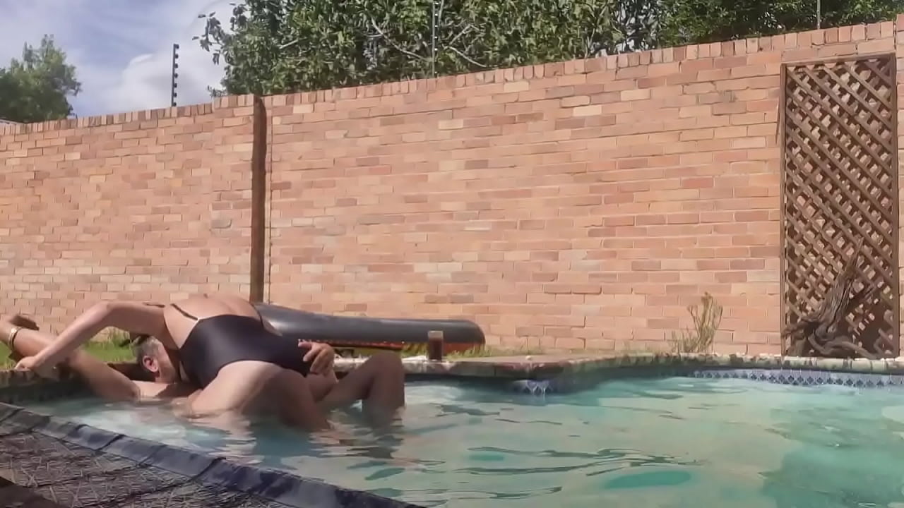 Swimming pool fuck