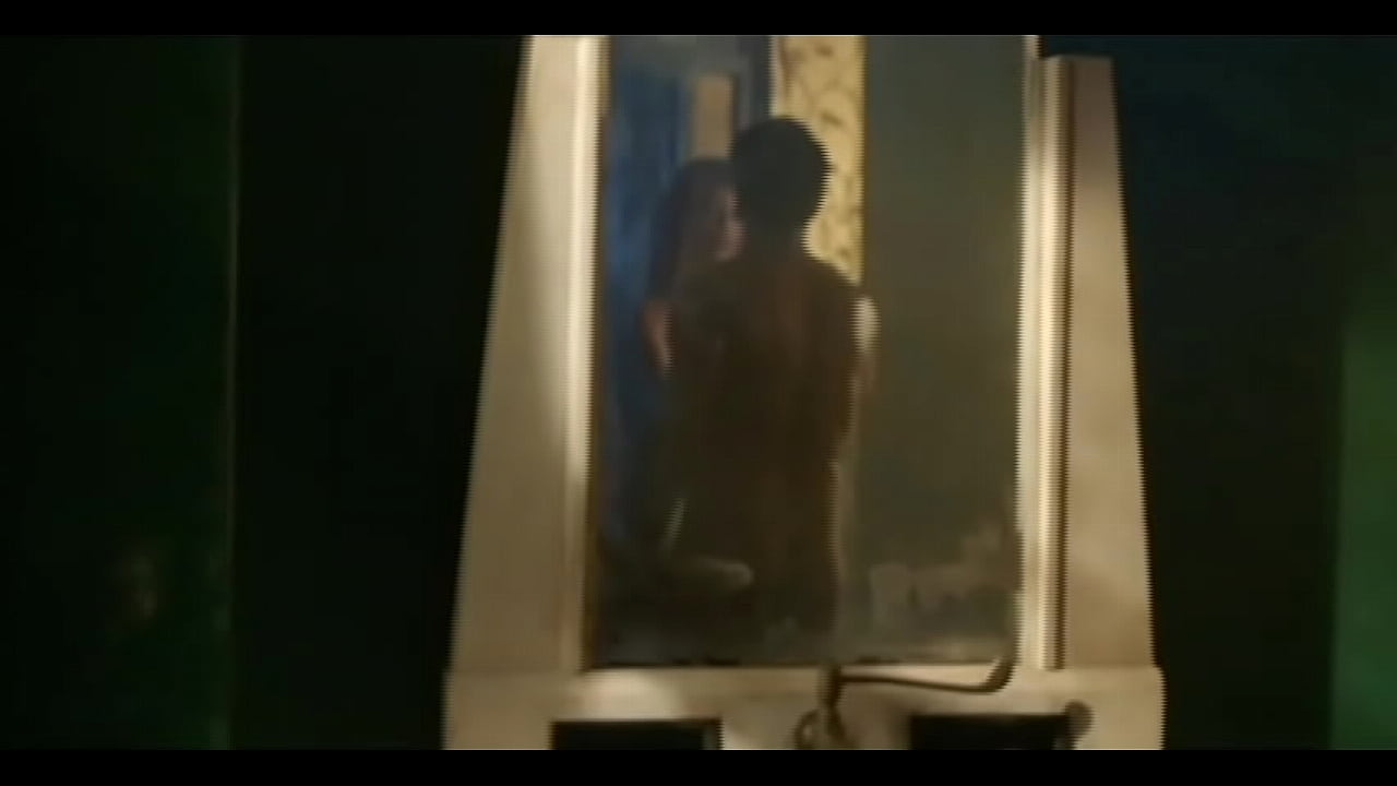 Michael Landes shows his ass