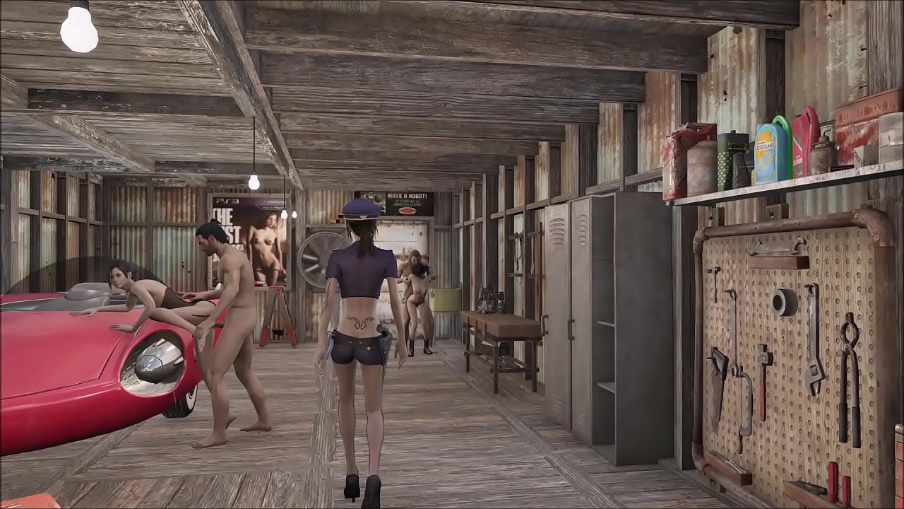 FO4 Fashion Show in the garage