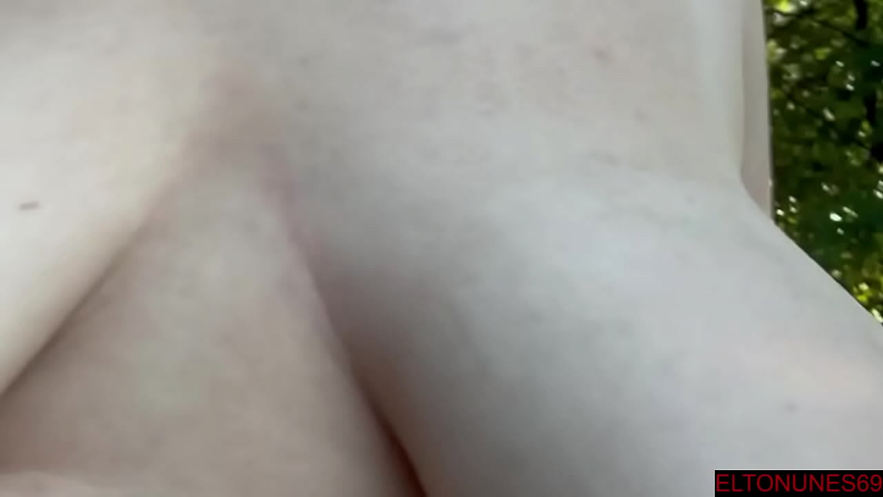 hairy fat pussy and big tits squirt