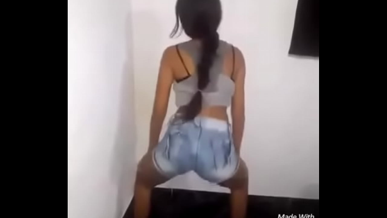 Bitch twerk