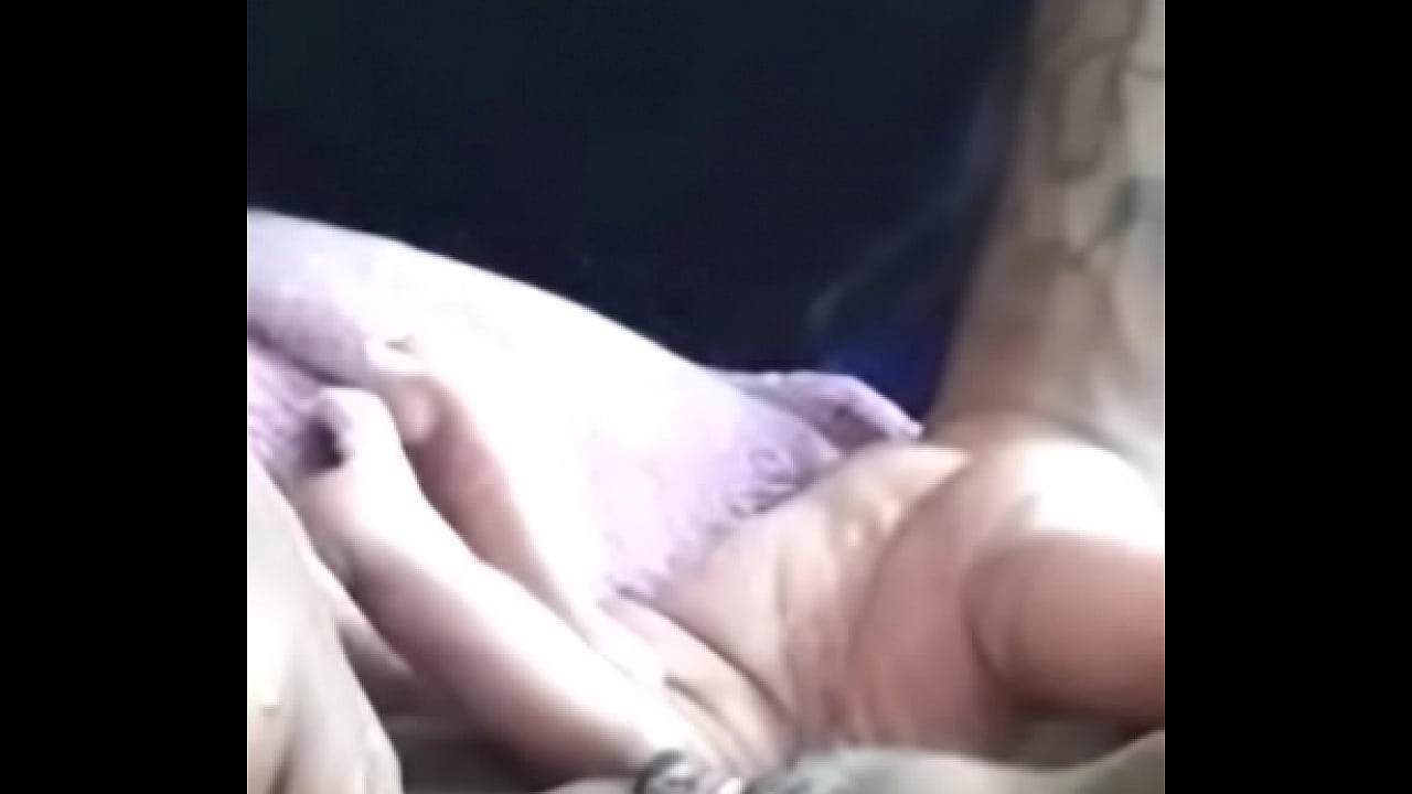 Licking and fingering the pussy till cum