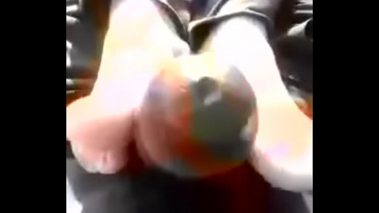 Toes Massages Cock