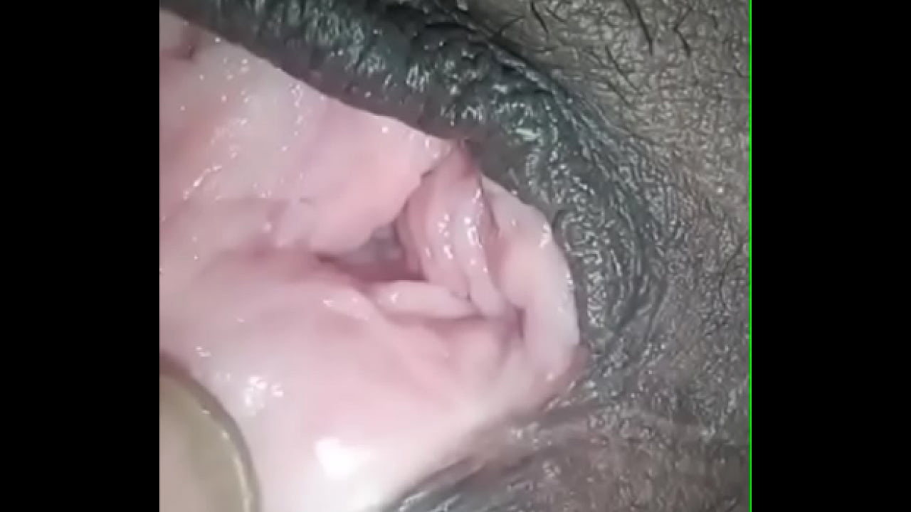 Pussy showing of sexy pussy