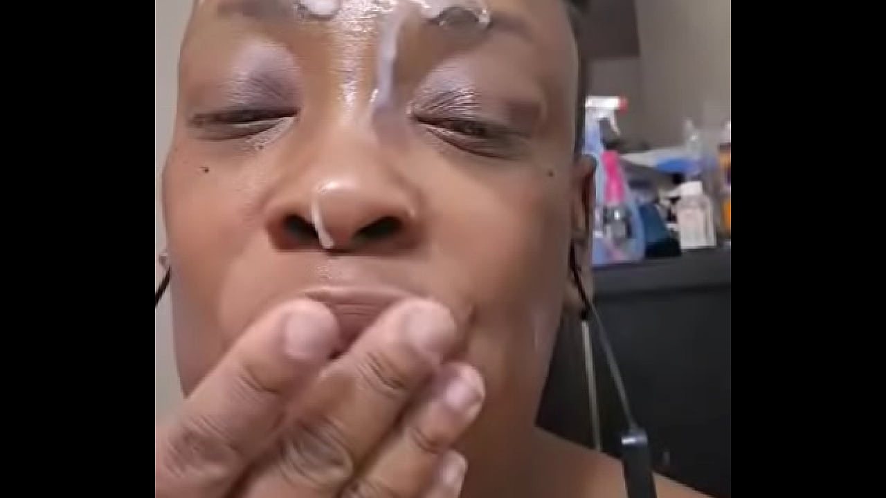 Cheating ebony milf cum face