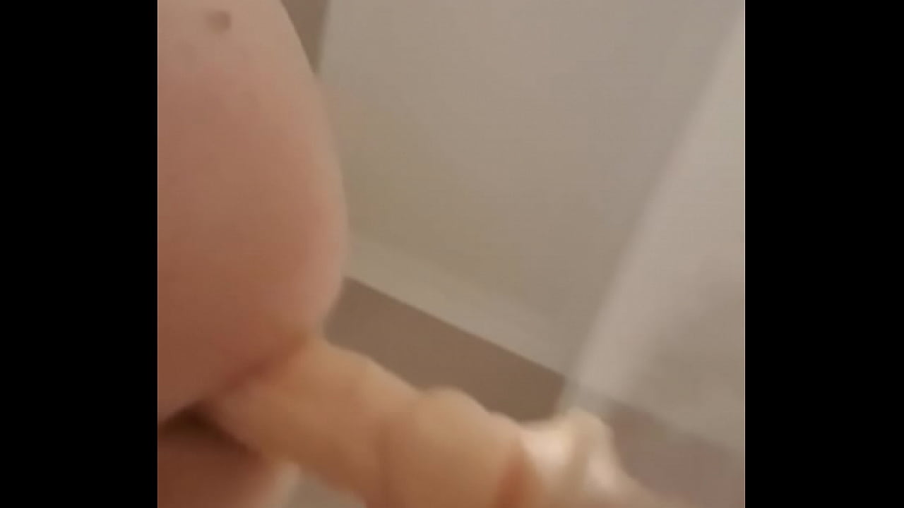 Dildo fucking my ass