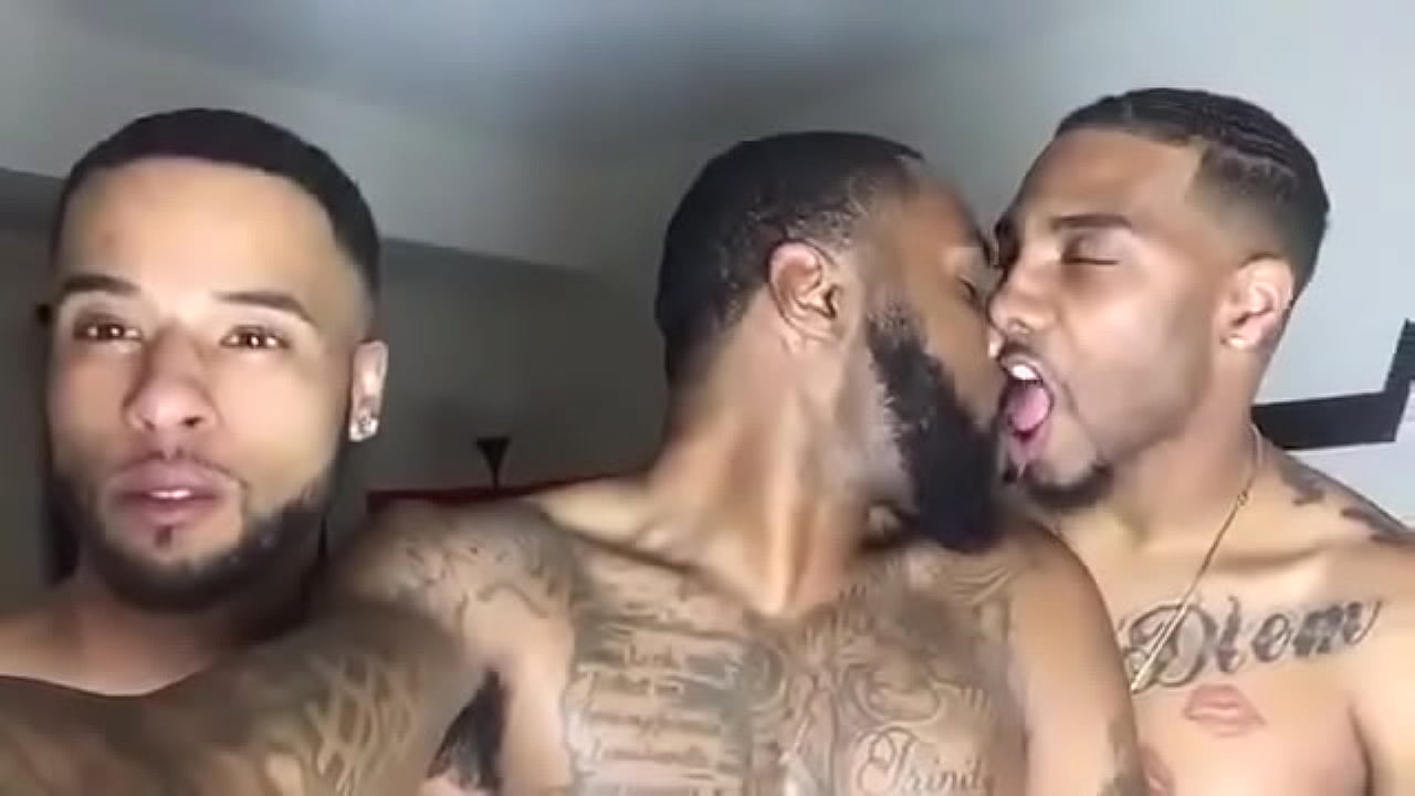 bros share the hole