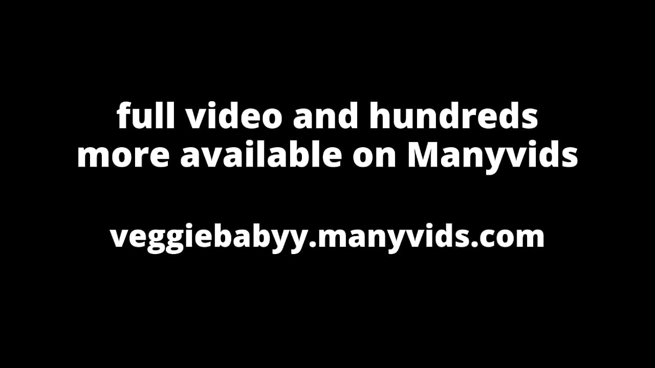 rare veggiebabyy squirting video! fucking my thick dildo in the shower - preview - full vid on manyvids