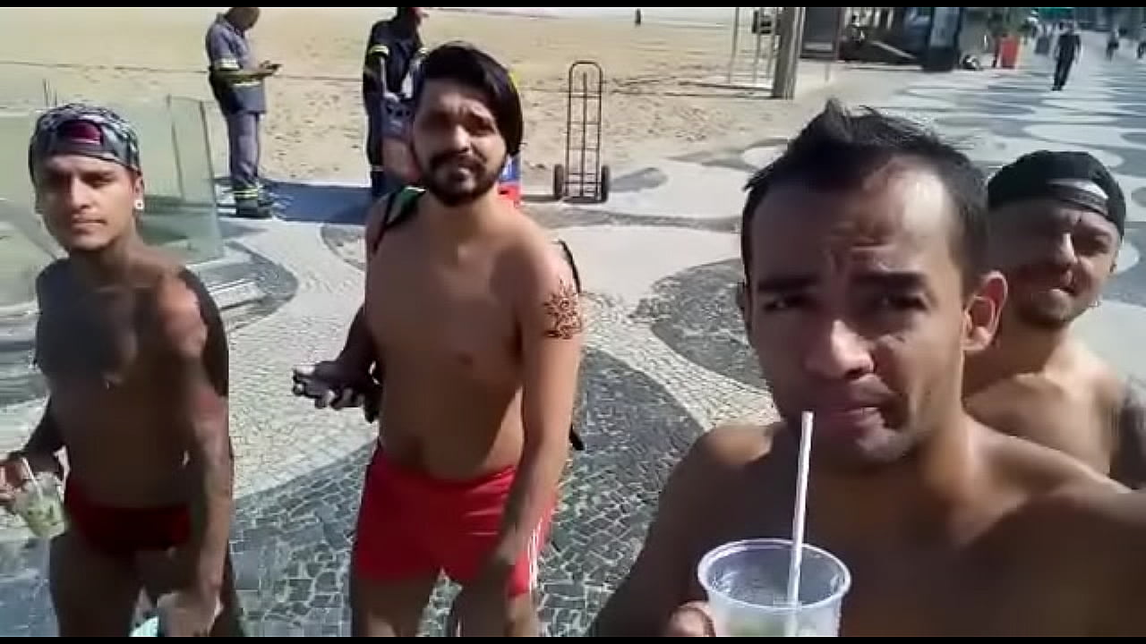 machos dotados e roludos