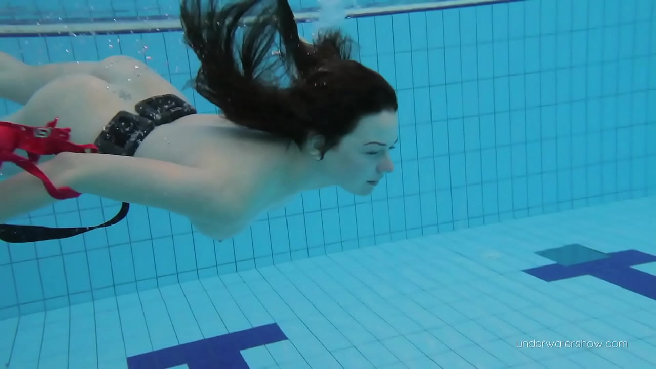 Slightly hairy Serbian teen Katy swimming