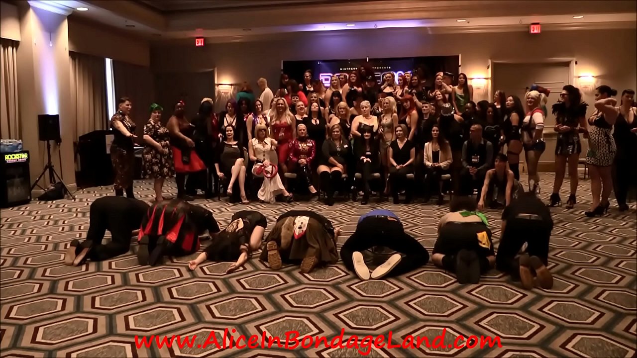 Mistress Convention NOLA FemDom Group Photo Timelapse