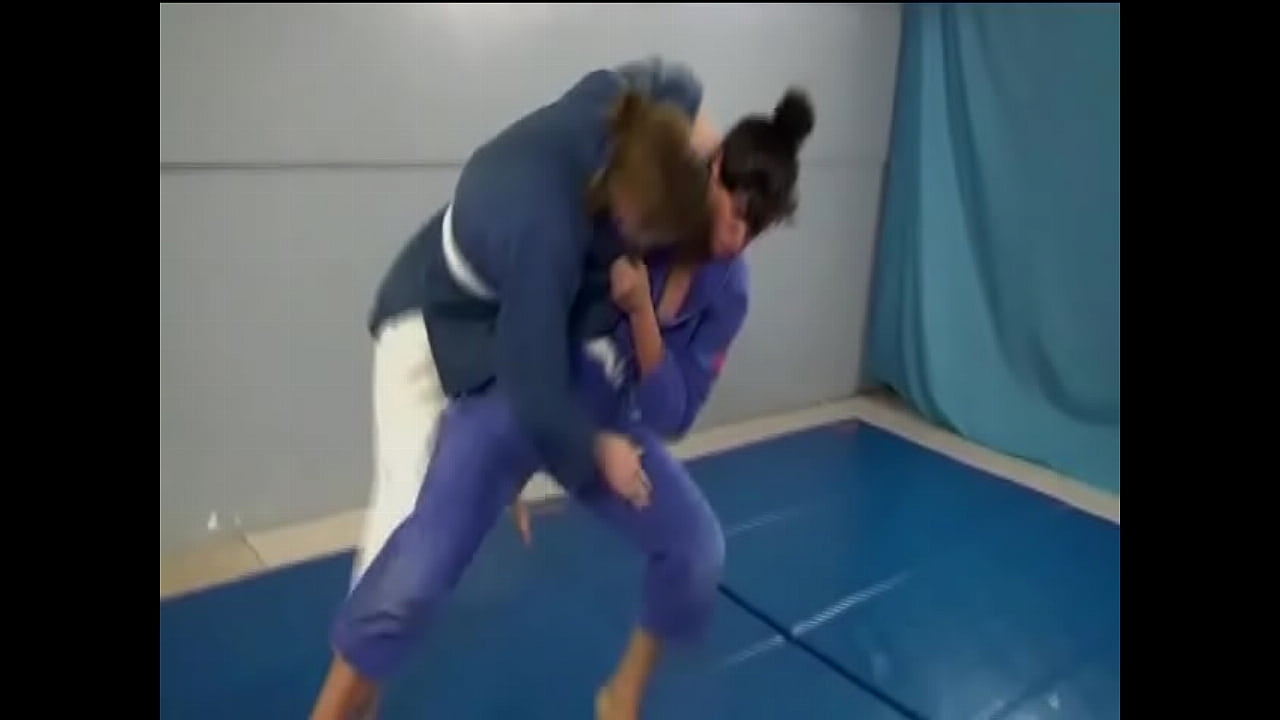 Mixed wrestling & Fighting Videos - Catfight247