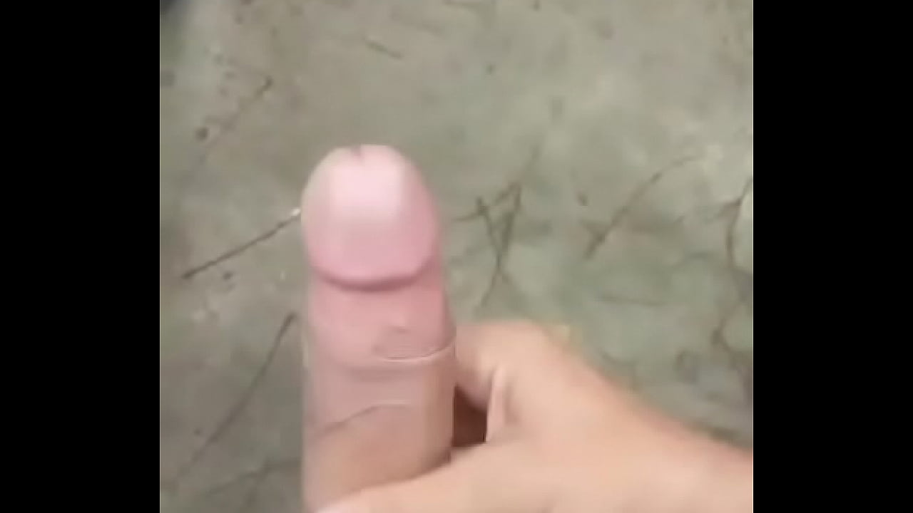 Masturbacão de exibição na rua para uma hotwife!