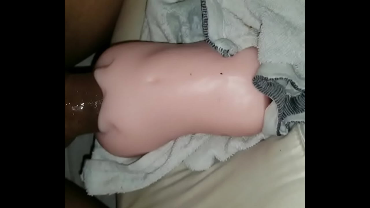 Big butt black guy fucking sex toy