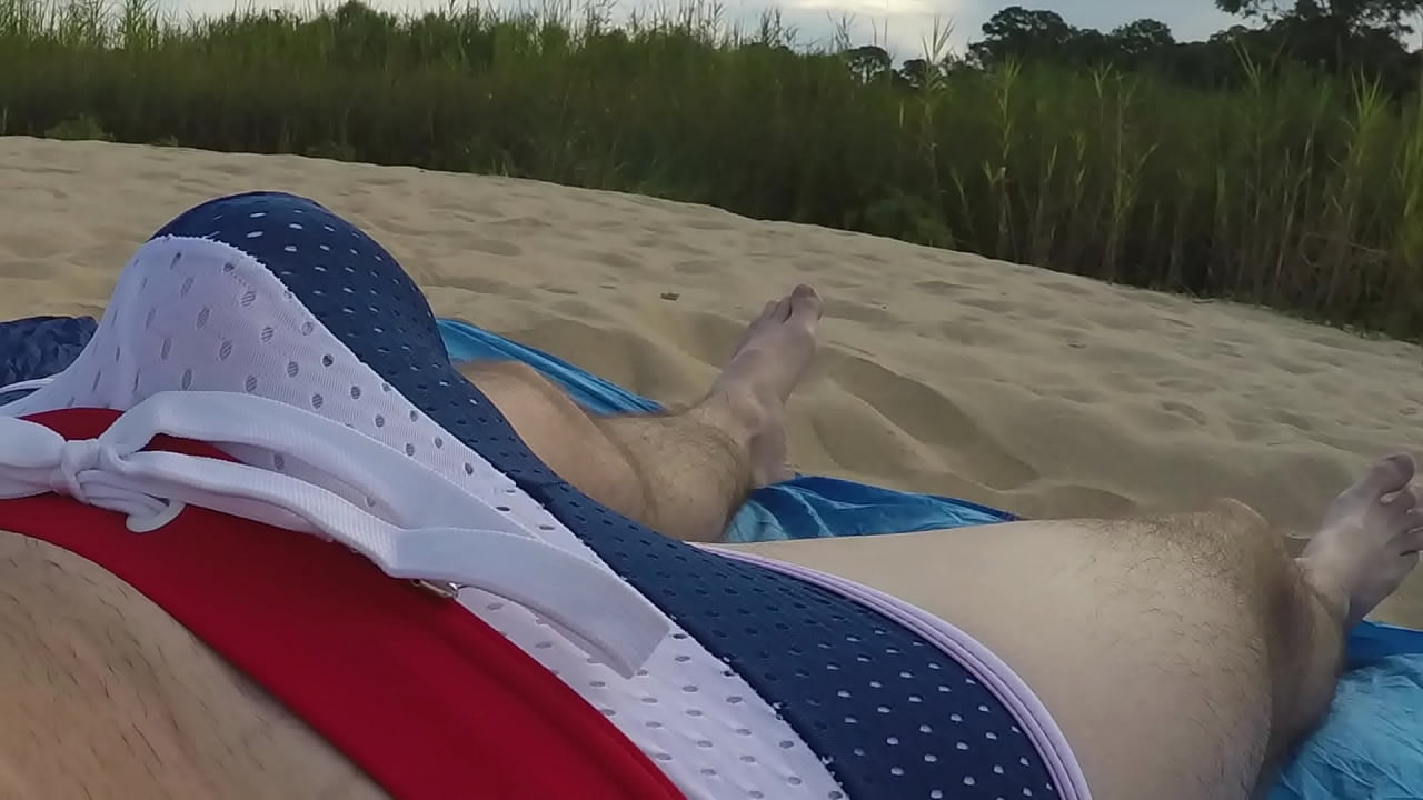 twink bulging public swimsuit