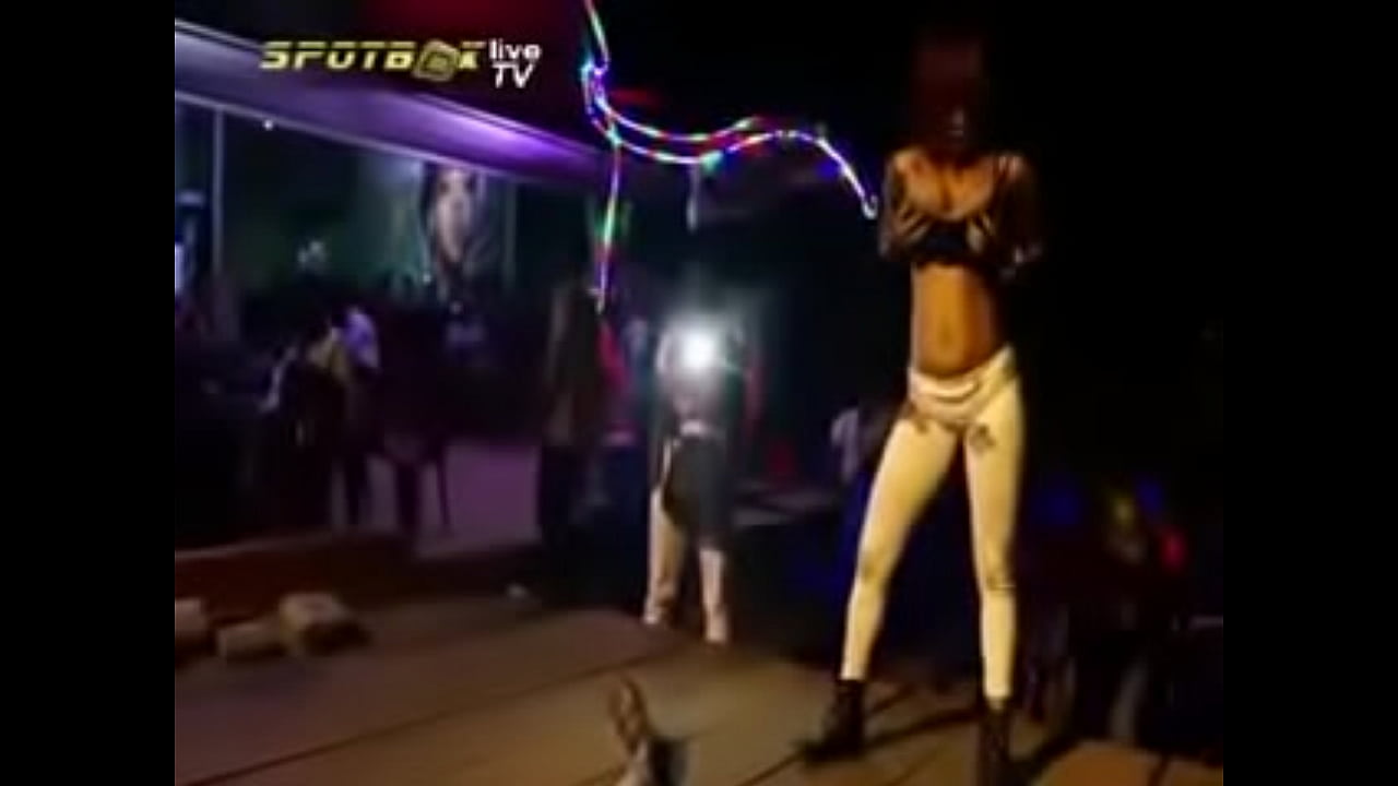 La congolaise lap dance