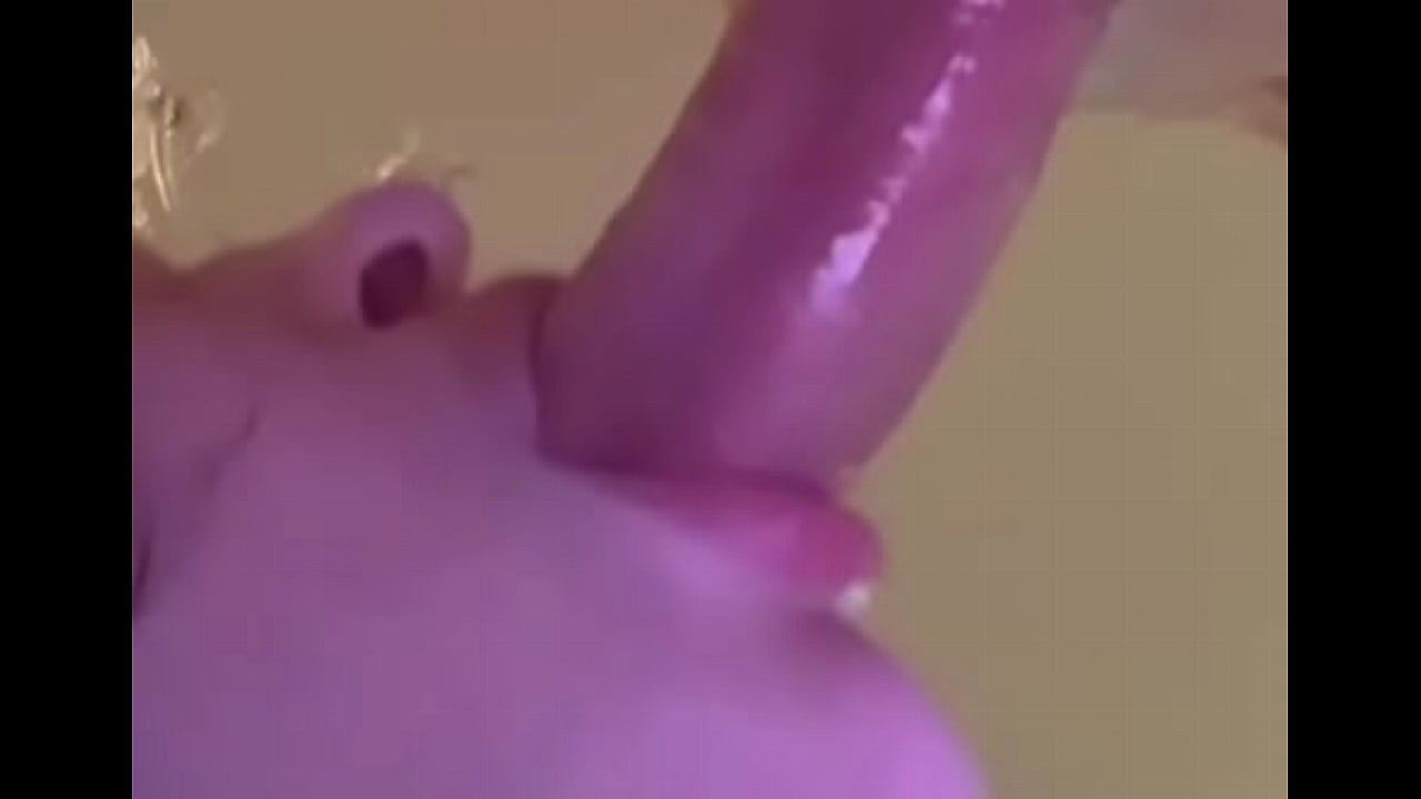She’s getting horny when she feels dick in her mouth