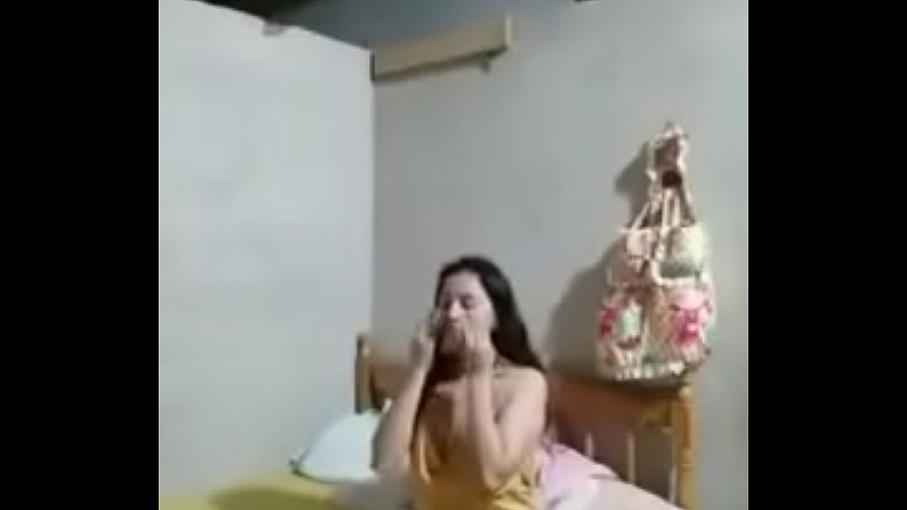 tendiendo la cama