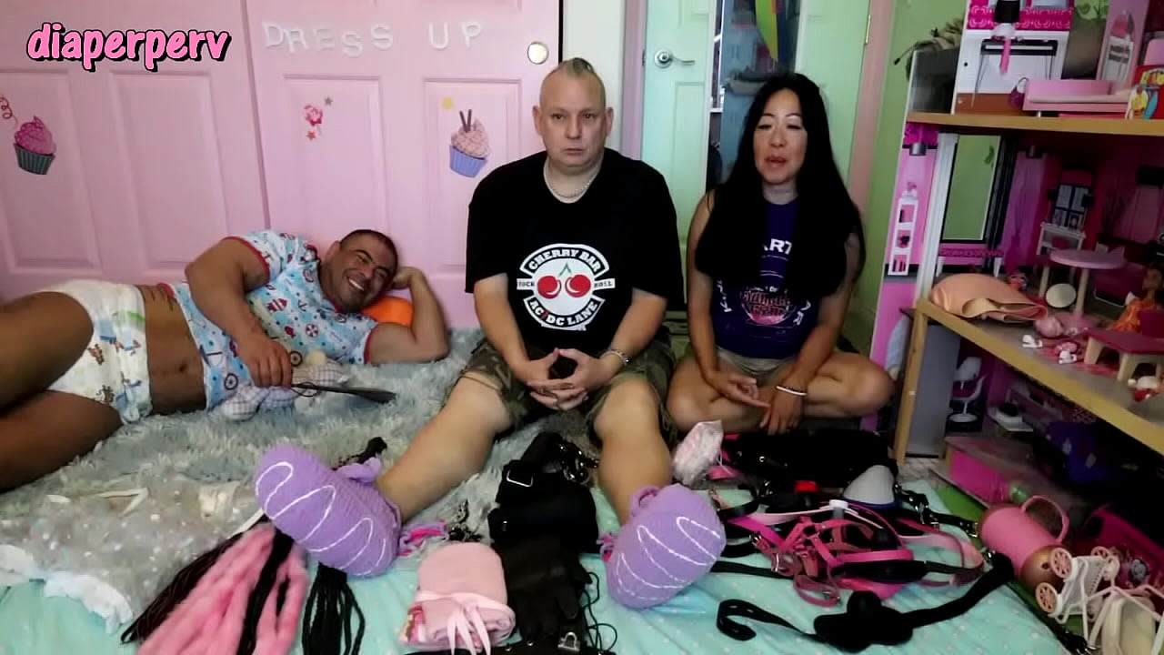ABDL Diaper Punishment and show n tell