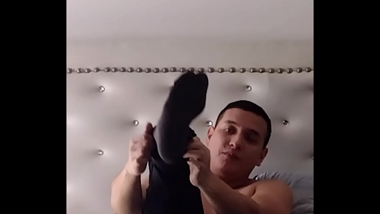 Gay feet