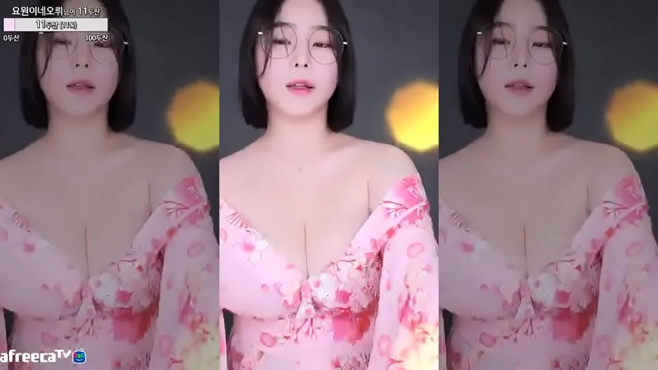 Beautiful girl with big breasts and big butt is so happy