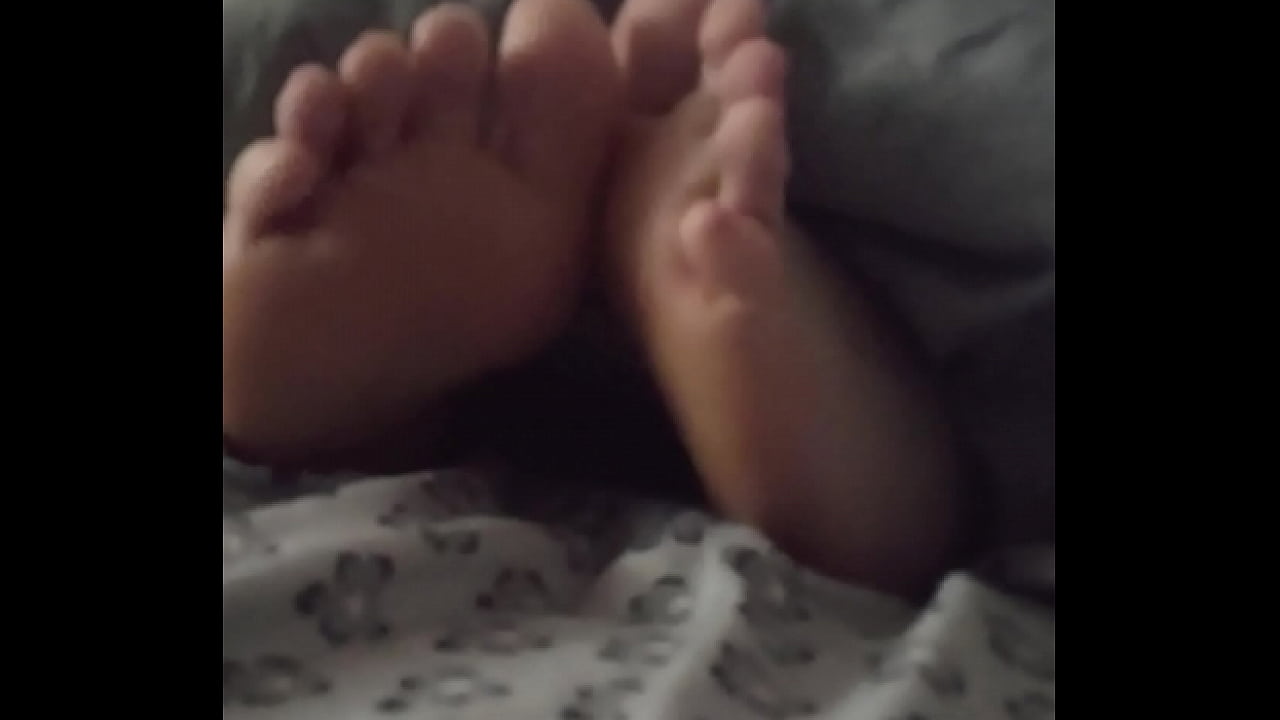 Girl comes over and wiggles her toes