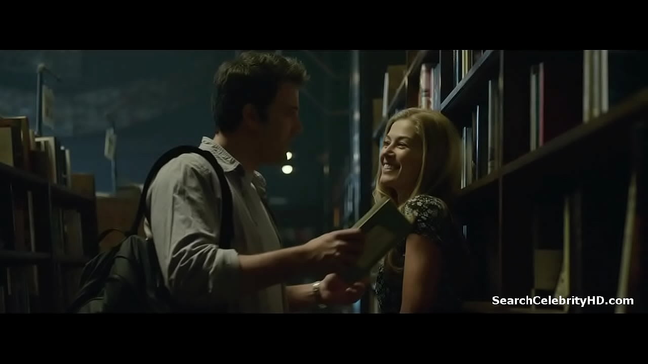 Rosamund Pike in Gone Girl 2017