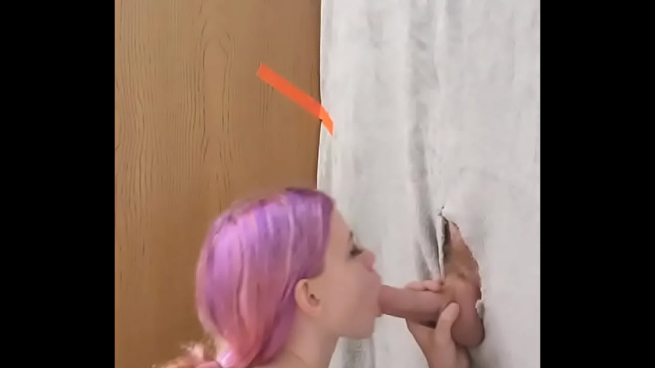 Amateur babe earns strange cum at the gloryhole