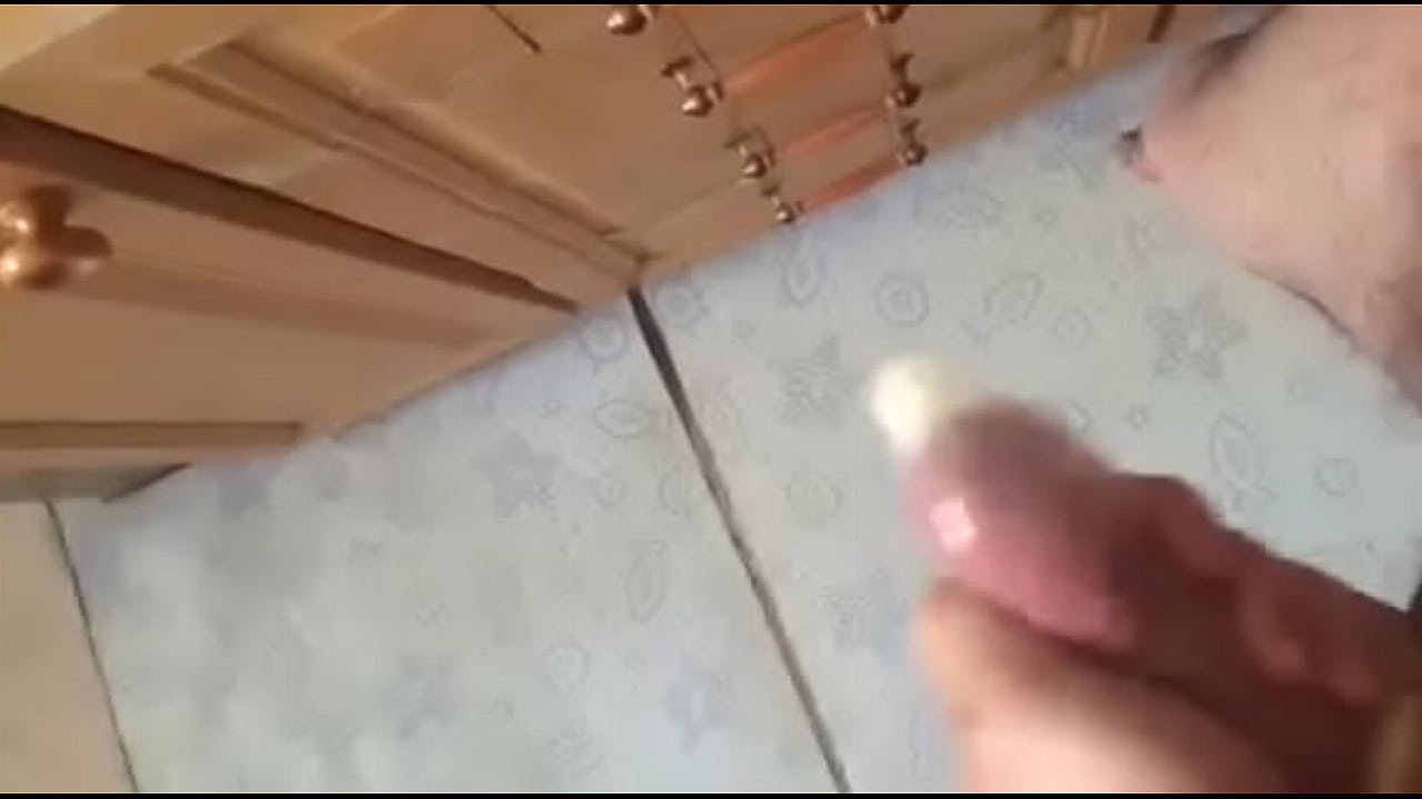 to much cum in condom