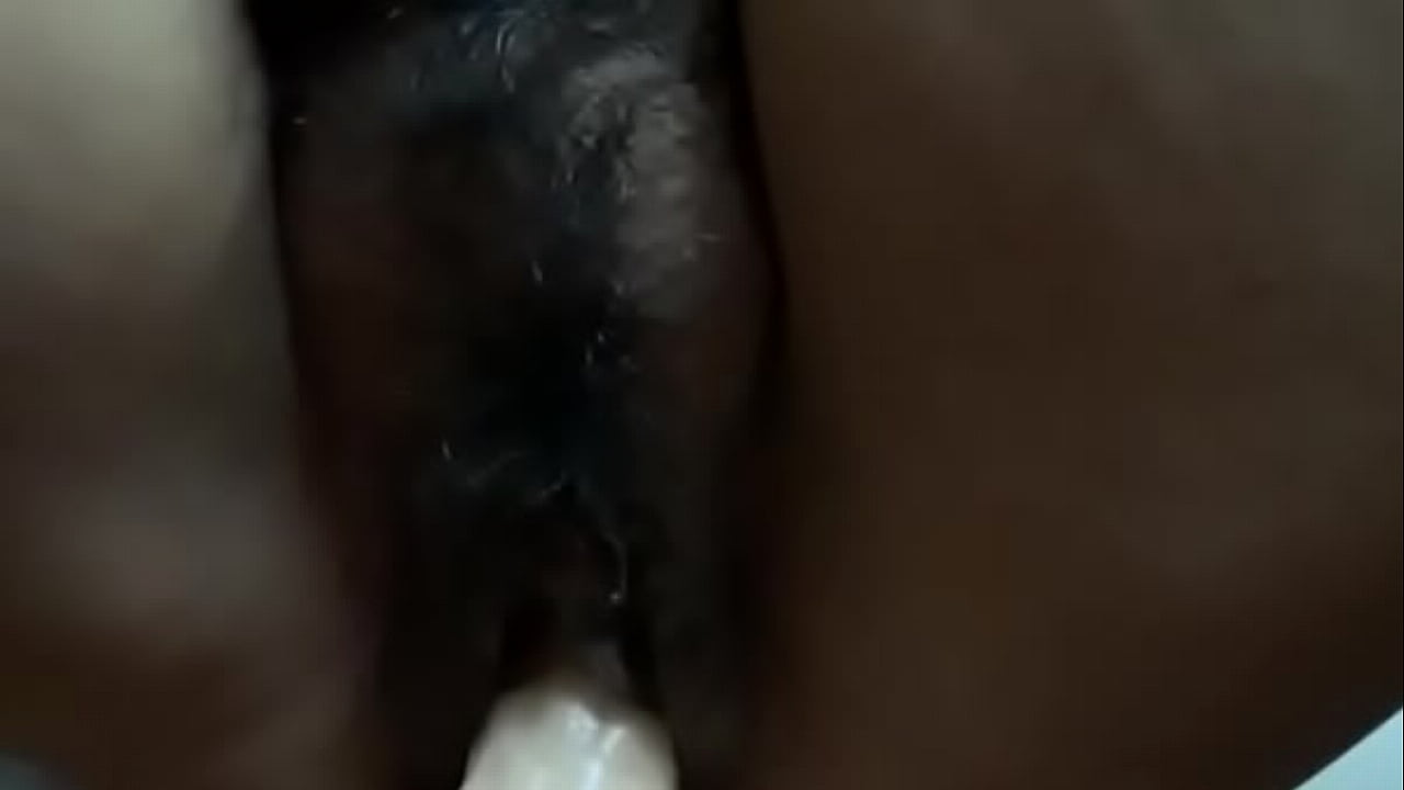 Japanese amateur girl dildo masturbation wet pussy closeup