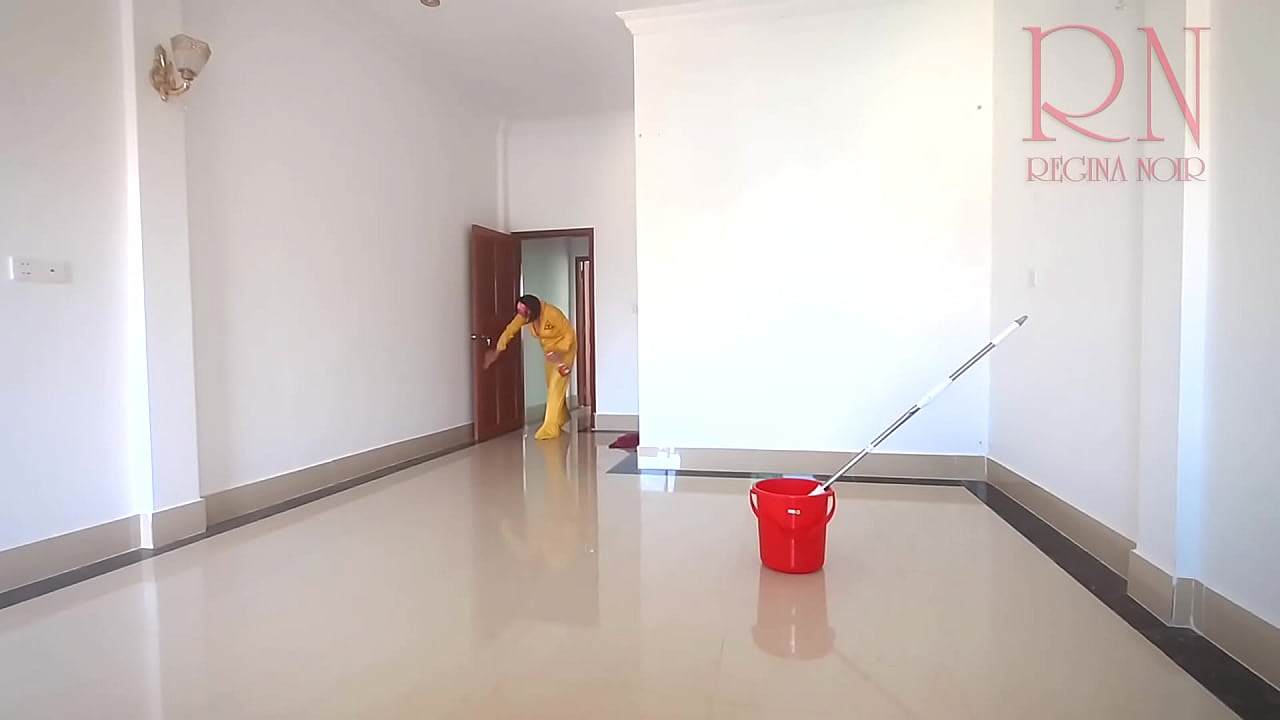 The naked maid cleans the toilet and shower. Maid without panties. maid, housewife, nude maid, fuck maid, Nude office, secretary, sexretary, nude, Naked, nude secretary, Boss, employee,