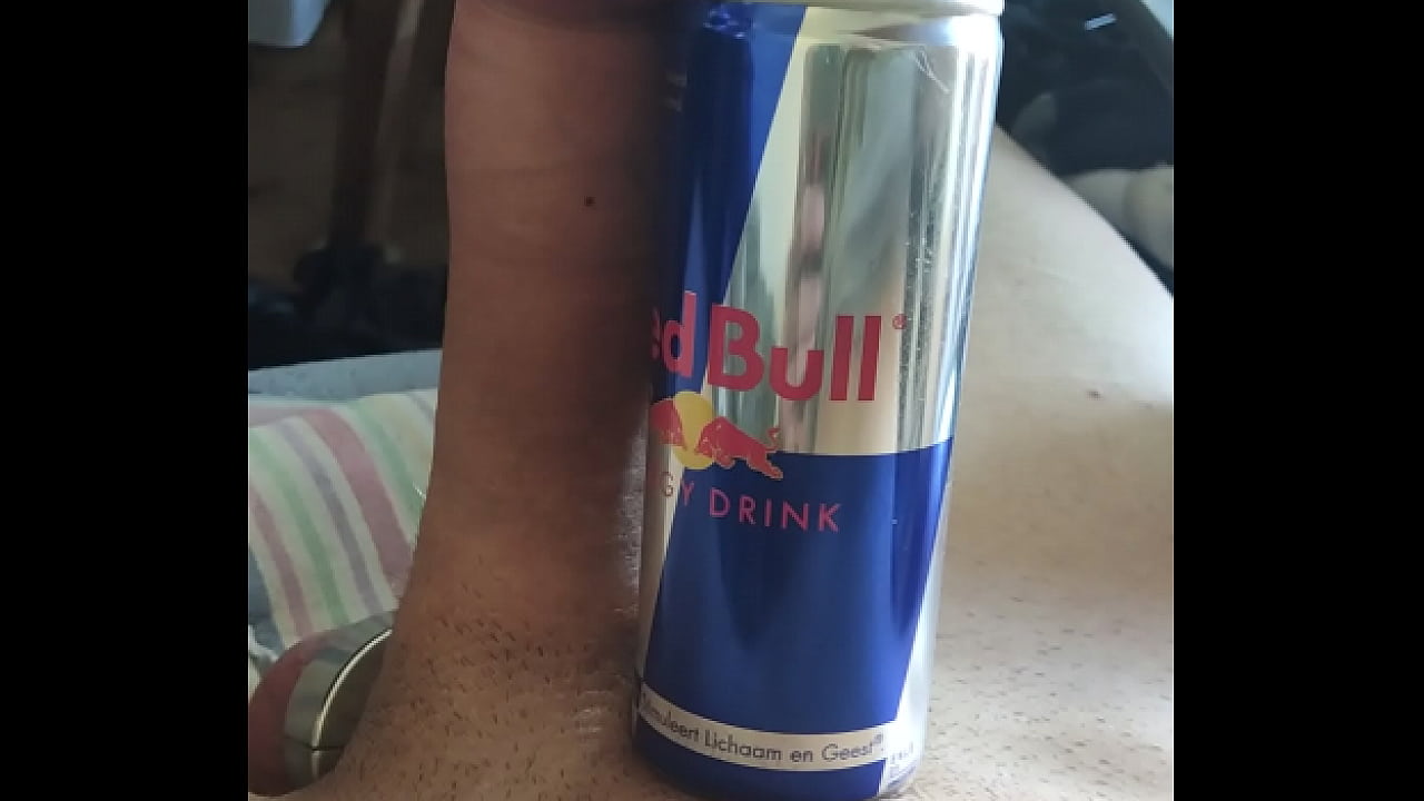 18cm Vs Redbull can