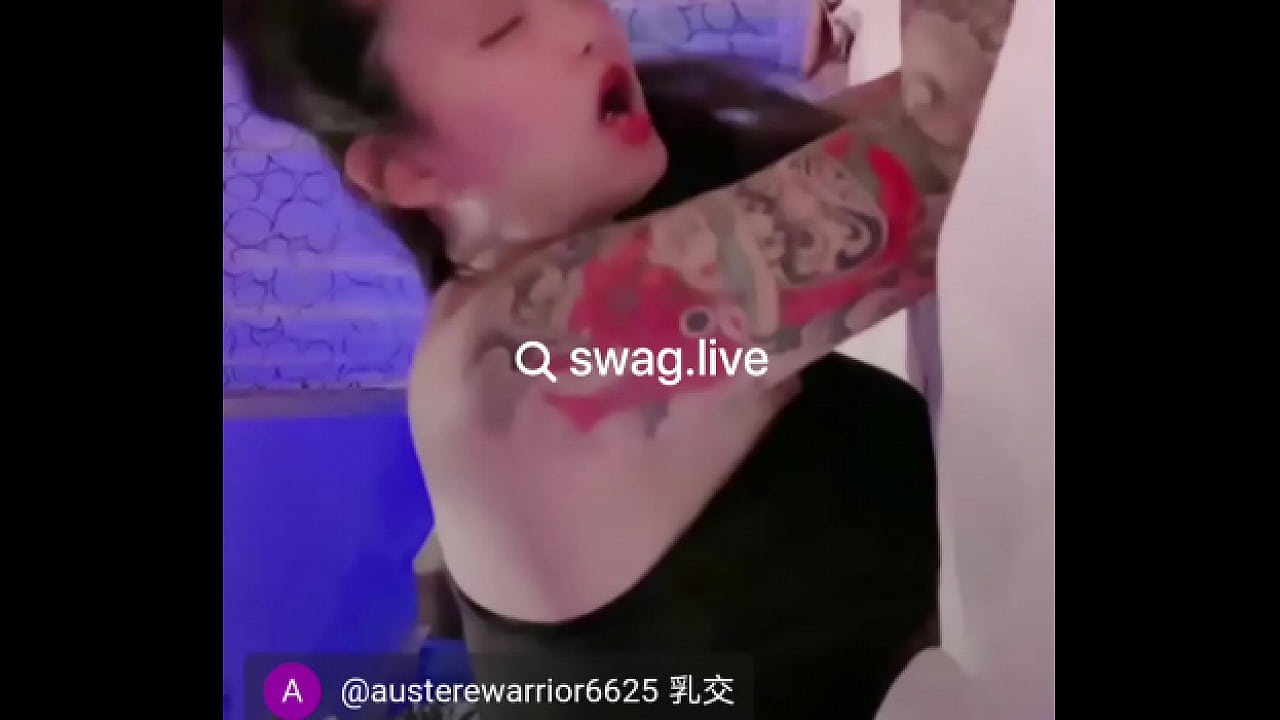 Tattoo Big titts got fucked in doggy style | Go search swag.live @lvy pei