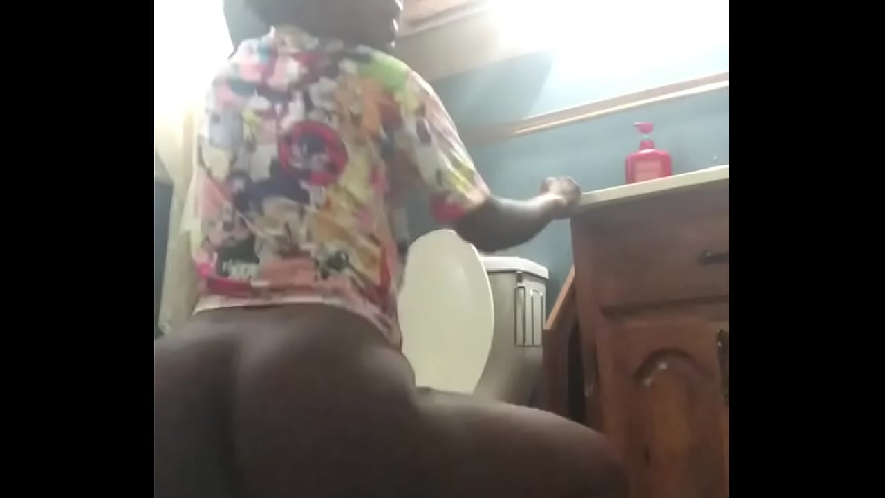 Twerking black girl